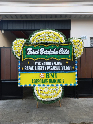 Papan Bunga Duka di Borme